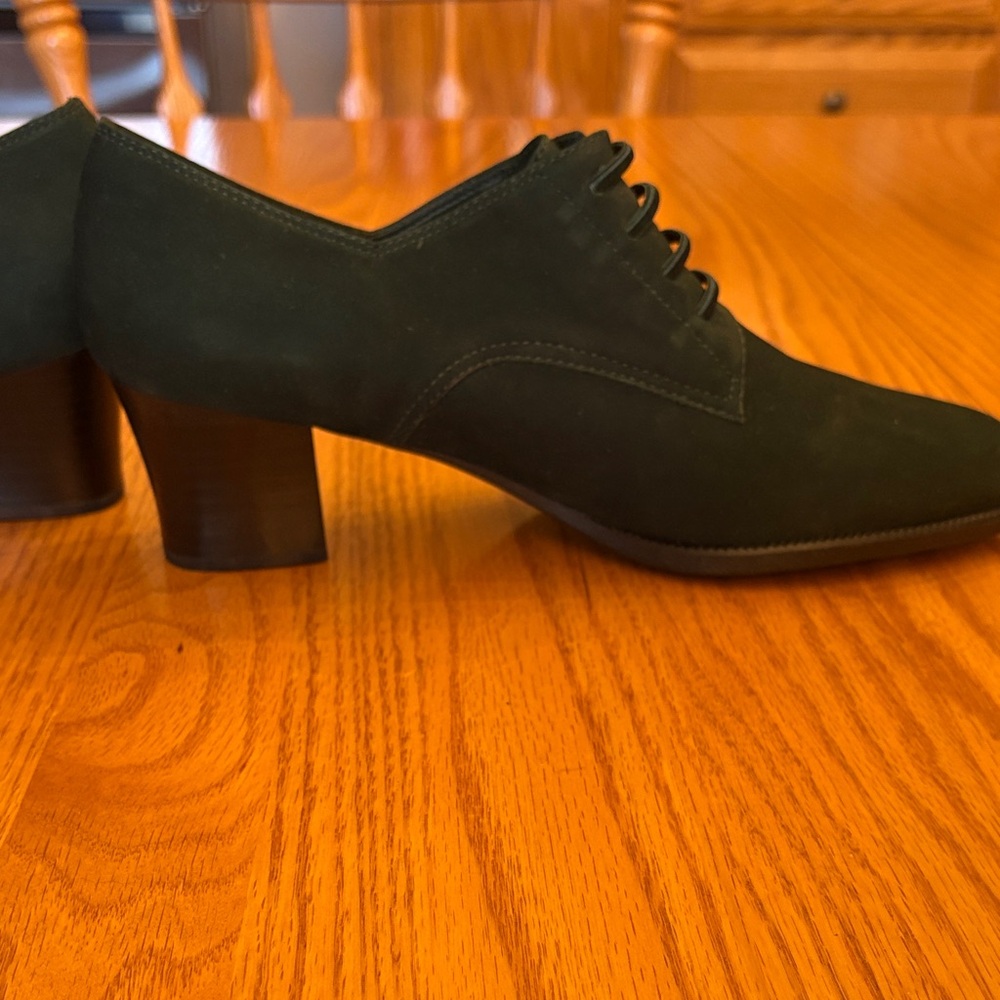 AEROSOLES Vintage Women's Dark Green Suede Heeled Oxfords - Picture 6 of 13